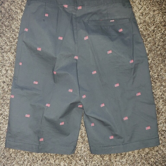 Boy's Old Navy shorts 

Color gray 

Size 16 - Picture 2 of 5
